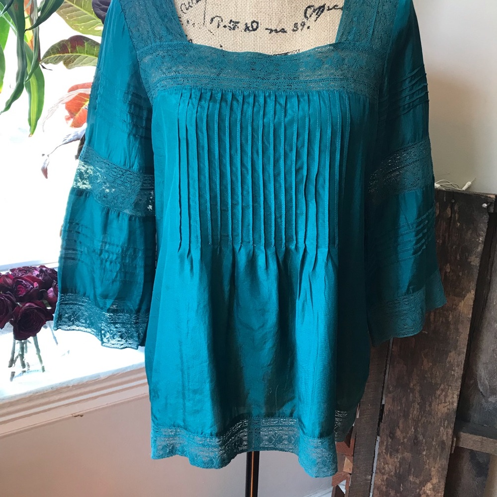 Sundance Emerald green silk top